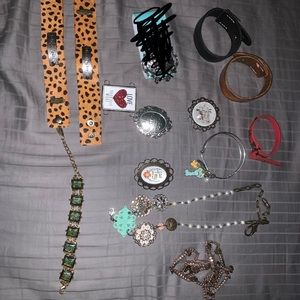Plunder Jewelry Lot